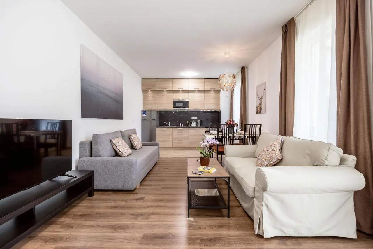 211 / 1 Bedroom / Modern Condo In City Center Budapest 0*,  Hungary