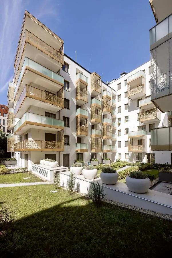 211 / 1 Bedroom / Modern Condo In City Center Budapest